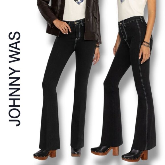 JOHNNY WAS Rue De La Flare Jean True Black Wash Flare Leg Jeans in the Size 32 - Picture 2 of 12